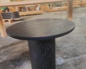 BLACK ROUND SIDE TABLE