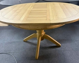 SMALL EXTENSION DINING TABLE