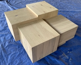 SQUARED DISPLAY BOXES TABLE