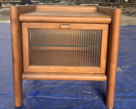 SMALL SIDE TABLE