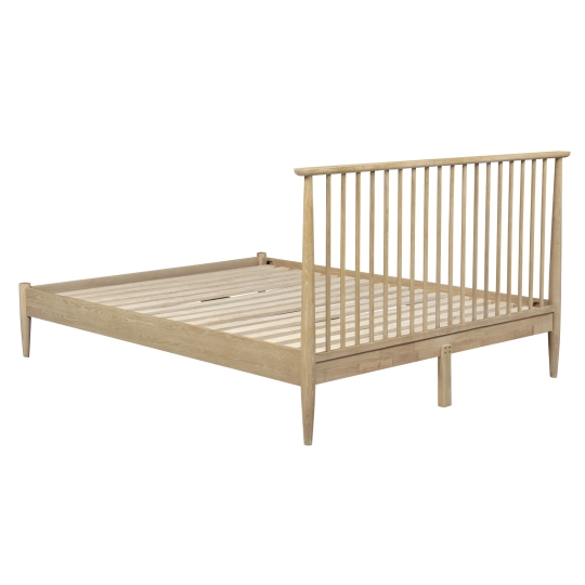 QUEEN/KING BED