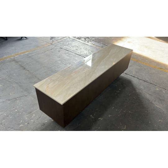 4-DOOR DRESSER W CERAMIC-TOP