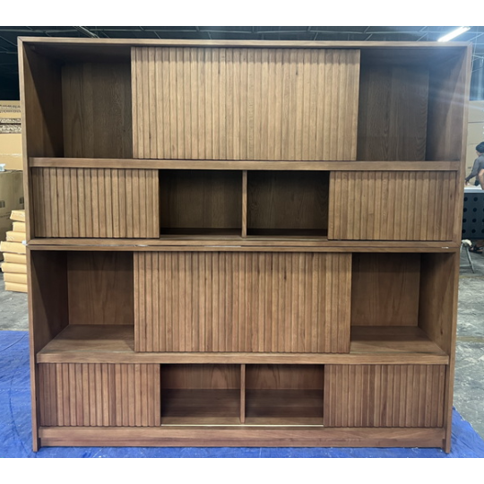 LARGE SLIDING DOOR CABINET