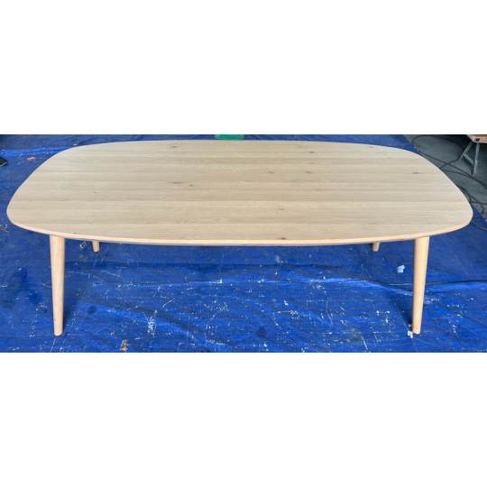 ROUNDED RECTANGLE DINING TABLE