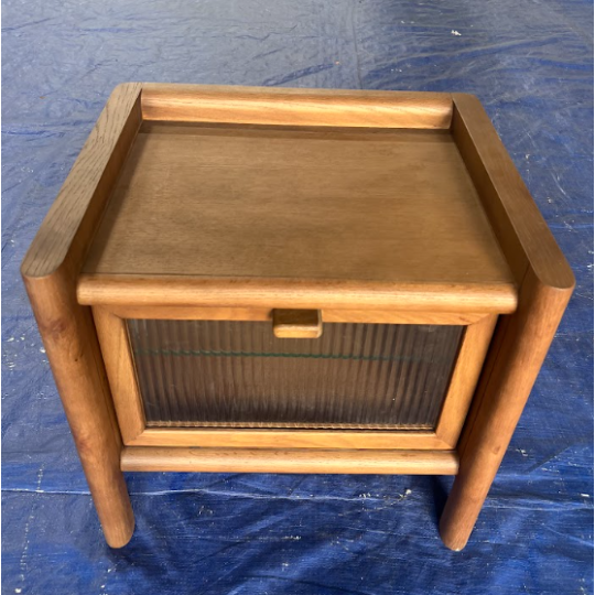 SMALL SIDE TABLE