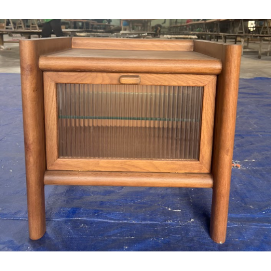 SMALL SIDE TABLE