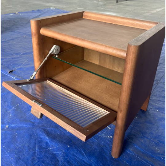 SMALL SIDE TABLE
