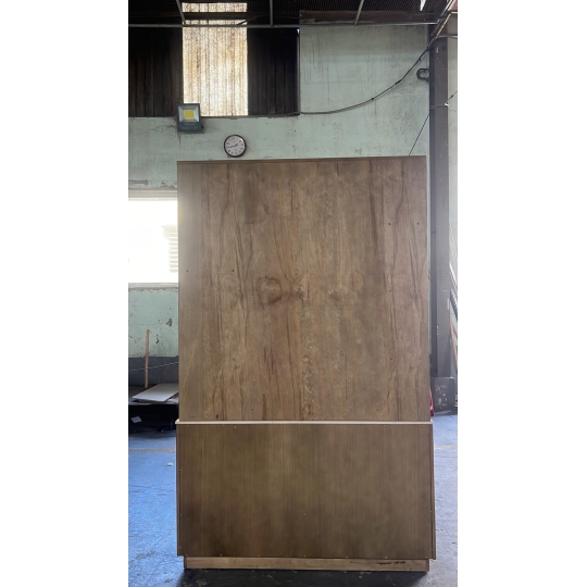 HIGHT CABINET 130