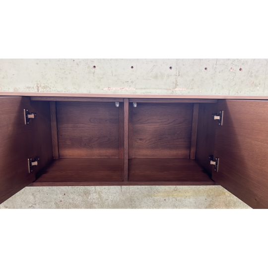 3-DOOR HANGING CABINET