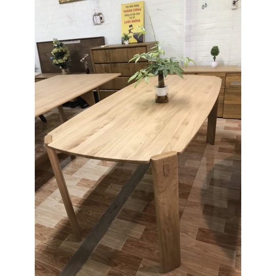DINING TABLE 1A