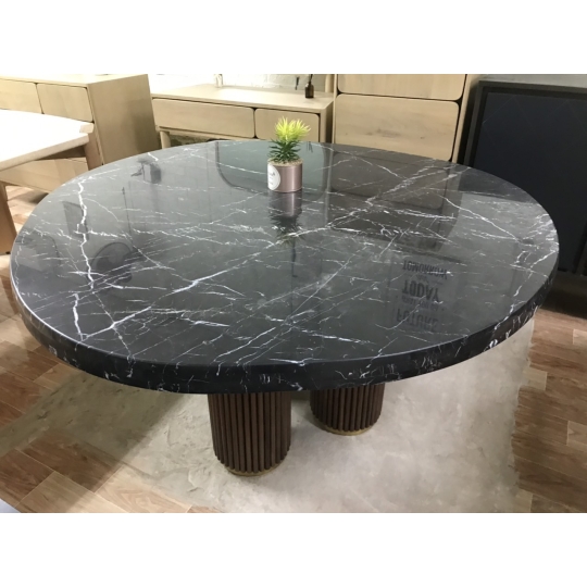 RIO ROUND DINING TABLE