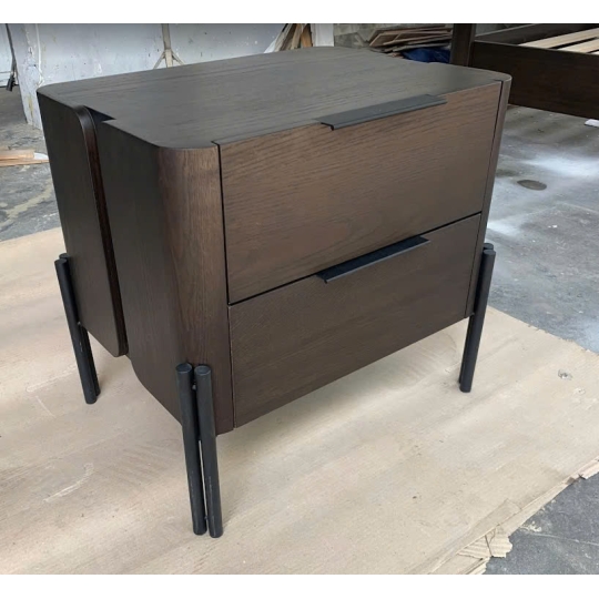 BLACK 2-DOOOR LAMP TABLE